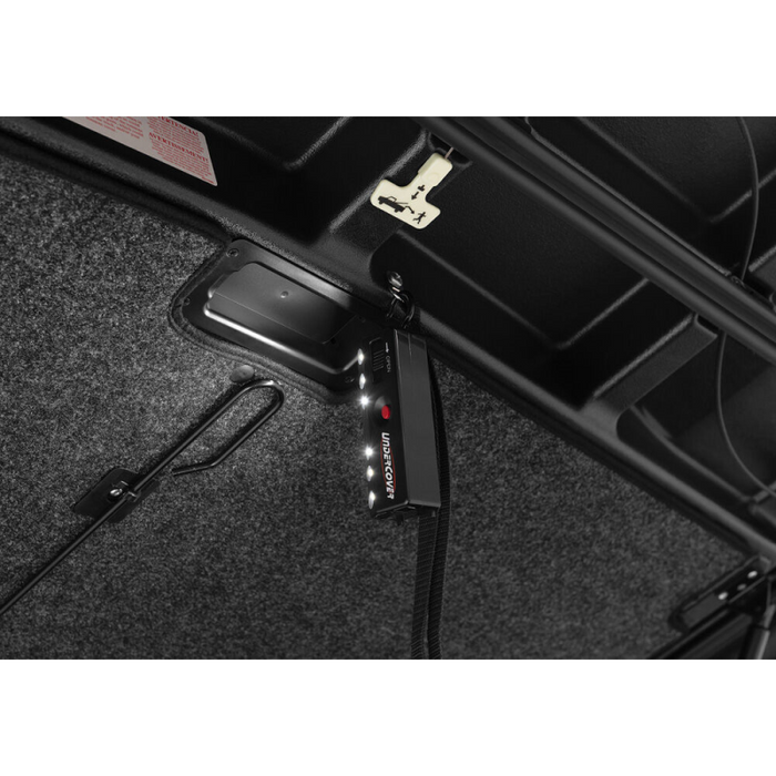 UnderCover Elite LX 22-24 F150 5'7" (Includes Lightning) - B3 - Atlas Blue Model UC2208L-B3