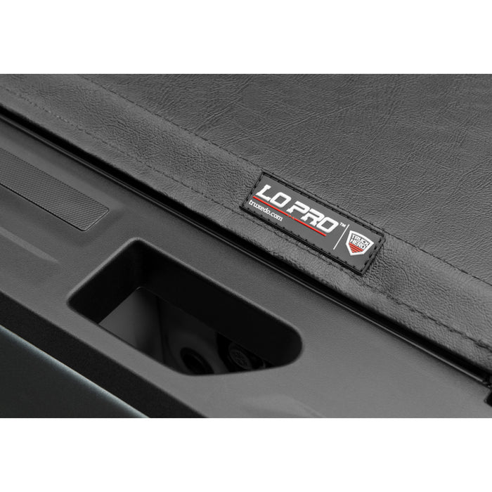 Truxedo Lo Pro Tonneau Cover - Black - 2020-2024 GMC Sierra (with CarbonPro Bed) 5' 9" Bed Model 574301
