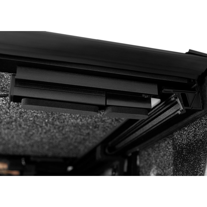 UnderCover Fusion Hard Folding 2019 (New Body Style)-2025 Chevy Silverado/GMC Sierra 1500 5' 10" Bed with or without MultiPro Tailgate - Paint Code G1W Abalone White Model AR12022L-G1W