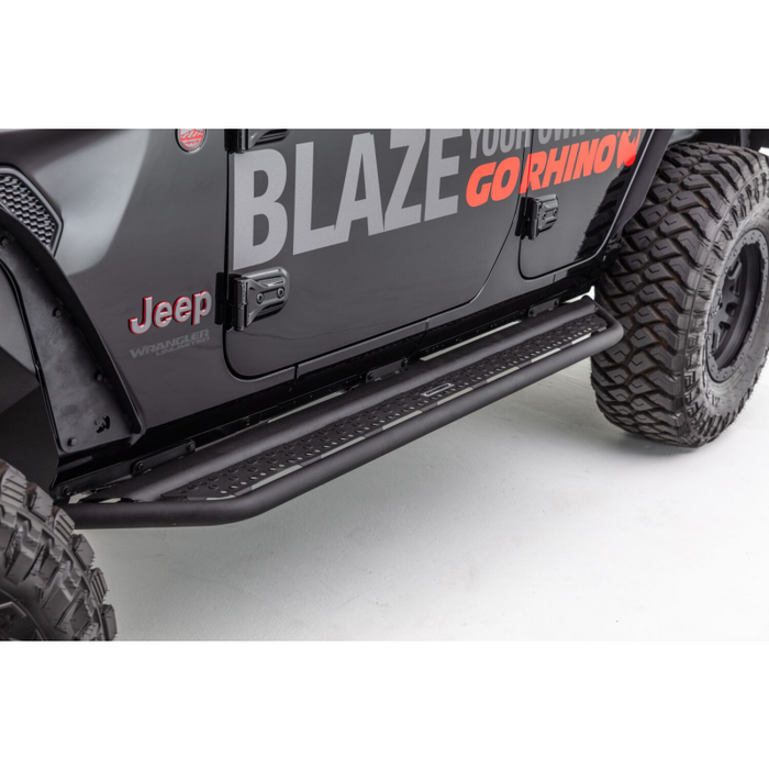 Go Rhino Dominator Xtreme D6 Running boards with Rocker Panel Mounting Brackets Kit Model D64506T