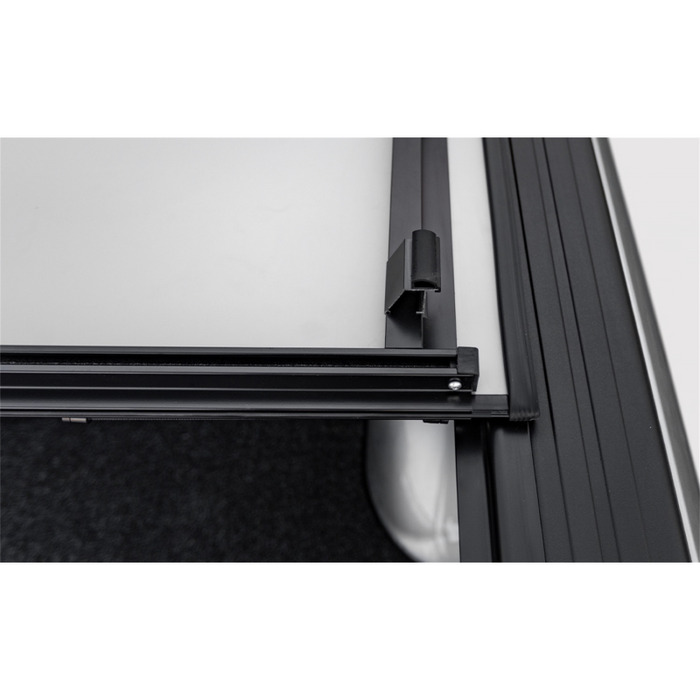 Access LOMAX™ Stance™ Hard Tri-Fold Cover Single Rail Carbon Fiber Model G5050119