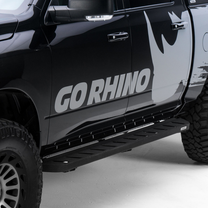 Go Rhino RB10 Running Boards with Mounting Brackets Kit Model 63420687T
