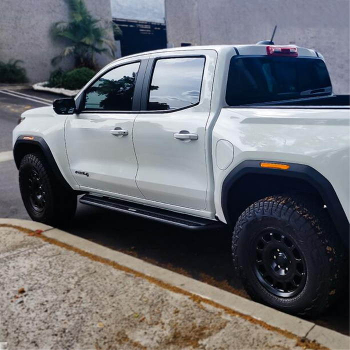 Go Rhino Dominator Xtreme DSS Running boards with Rocker Panel Mounting Bracket Kit Model DSS4235T