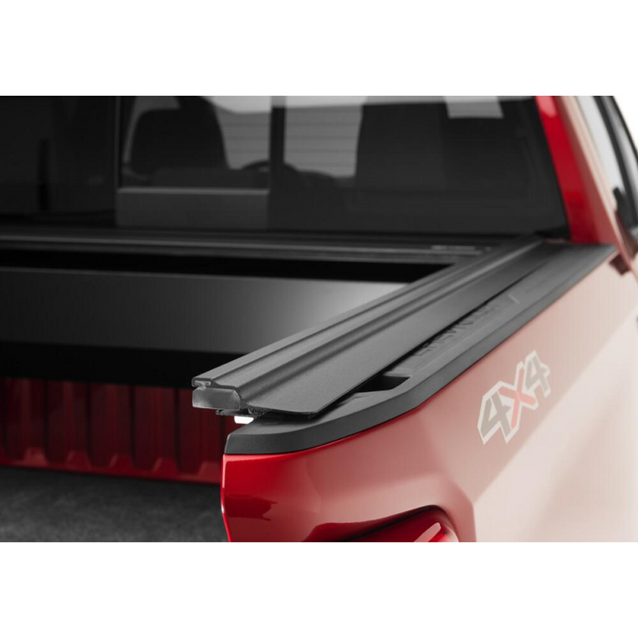 Retrax RetraxONE MX - 19 (New Body)-26 Silverado/Sierra 1500 6'7" w/o Stake Pocket  - Standard Rail Model 60482