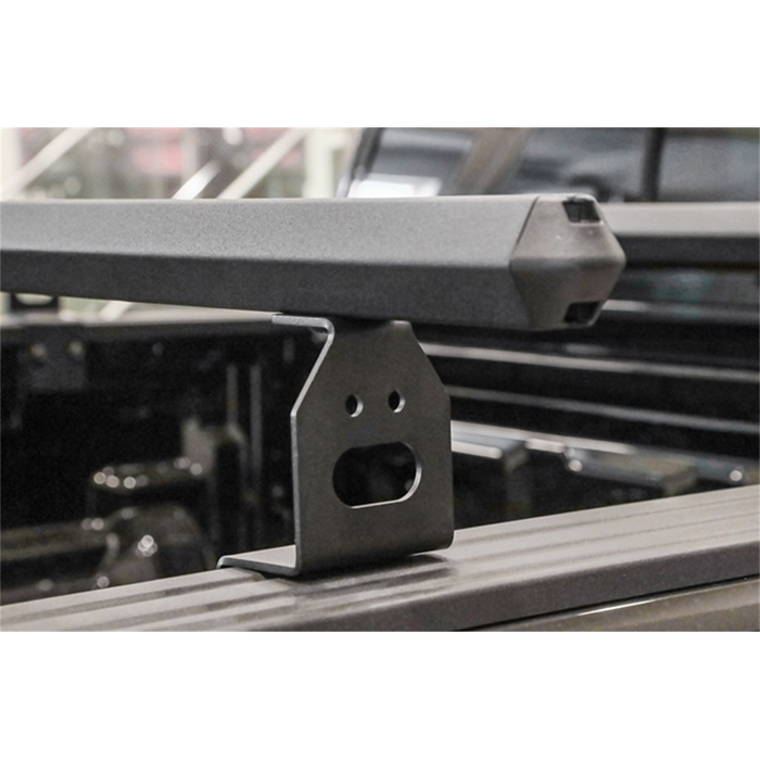 Dee Zee Hex Series Universal Cross Rail Model DZ99780TB