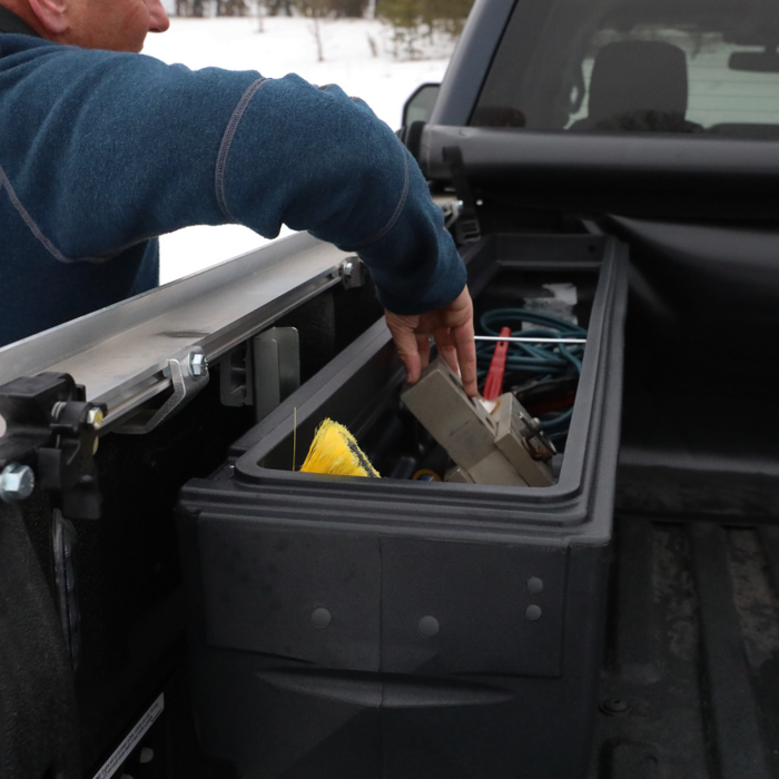 DU-HA Humpstor No Lid With Mounting Bracket for Trucks With Toppers Black Model 70803
