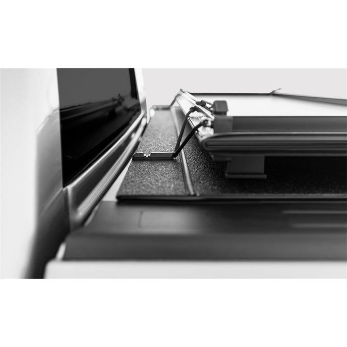 Access LOMAX™ Stance™ Hard Tri-Fold Cover Carbon Fiber Finish Split Rail Model G5010069