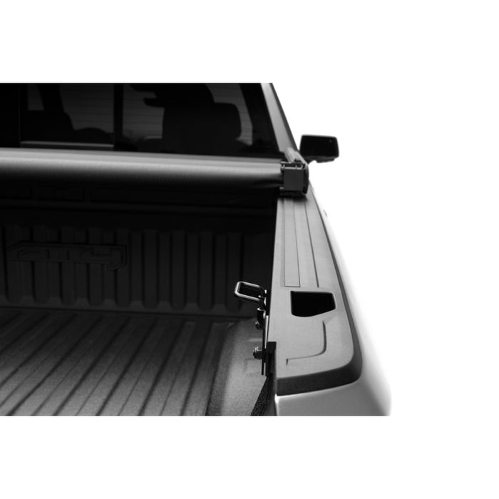 Extang Trifecta ALX - 19 (NewBody)-24 Silv/Sierra 1500 6'7" w/o SideStrgBxs w/o CrbnPro Model 90457