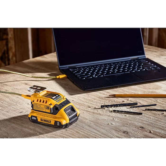 DeWalt 20V MAX*/FLEXVOLT ® 5 Amp USB Charging Kit DCB094K