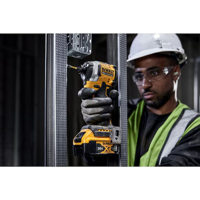DeWalt 20V MAX* Atomic Brushless Cordless 3-speed 1/4 In. Impact Driver Kit DCF850P1