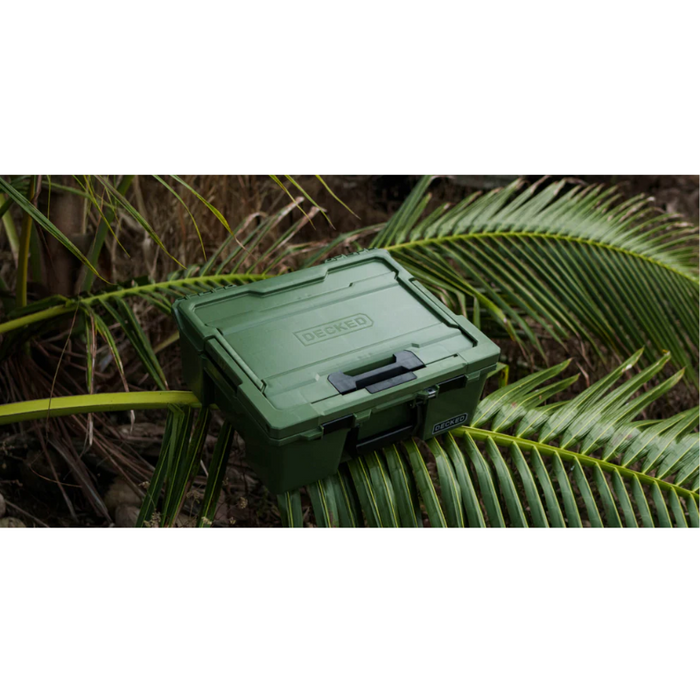 DECKED Halfrack 32 - D-co Case - Ranger Green with black latches Model A0020-HRAK-GRN