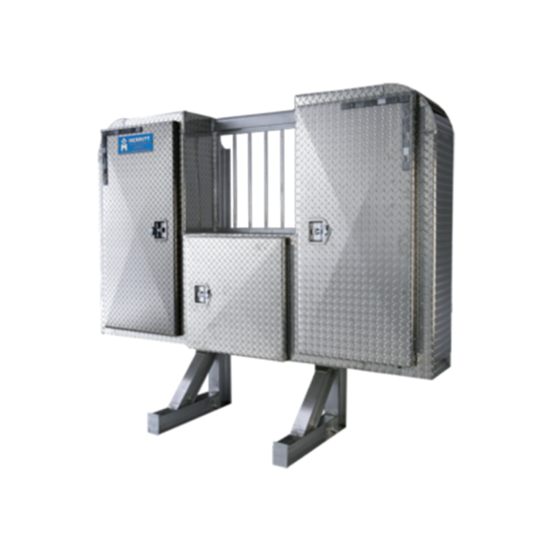 Merritt Enclosed Cab Rack 68X86, 3 Door Enclosures and Jail Bar Model ...