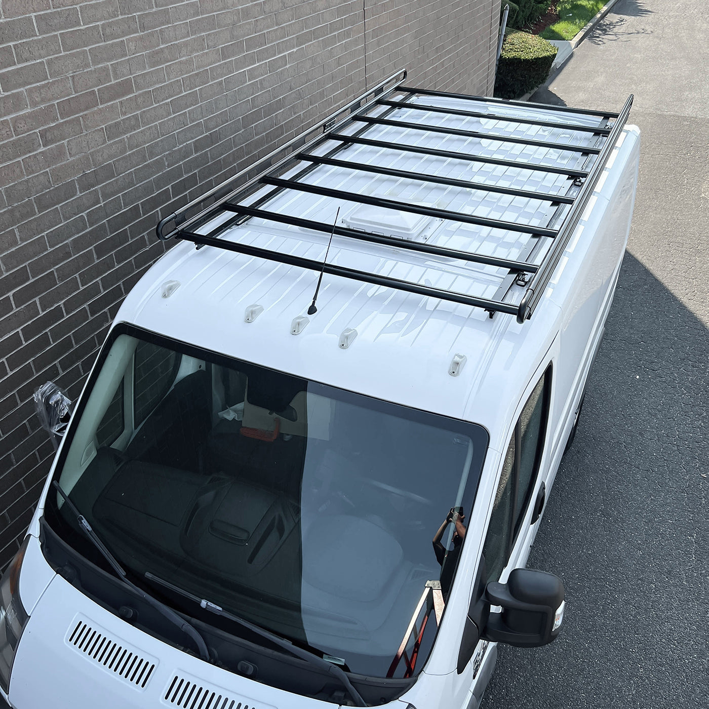 Vantech's Ram Promaster AA 2.1 Series Cargo Rack System