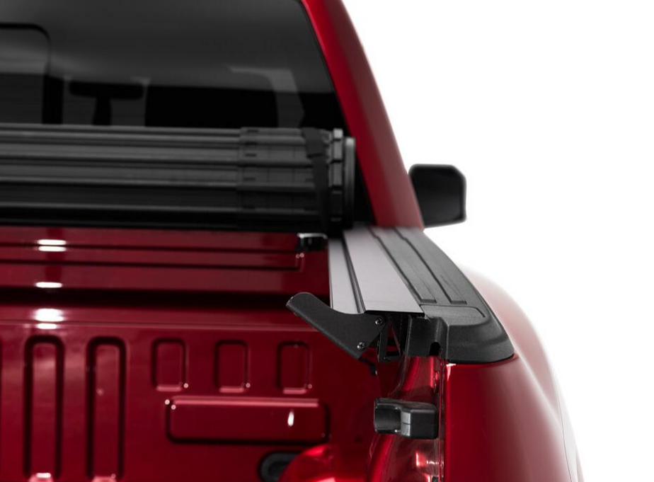 BAK 14-18 Chevy Silverado/GM Sierra Revolver X4s 6.7ft Bed Cover (2014 1500/15-19 1500/2500/3500)