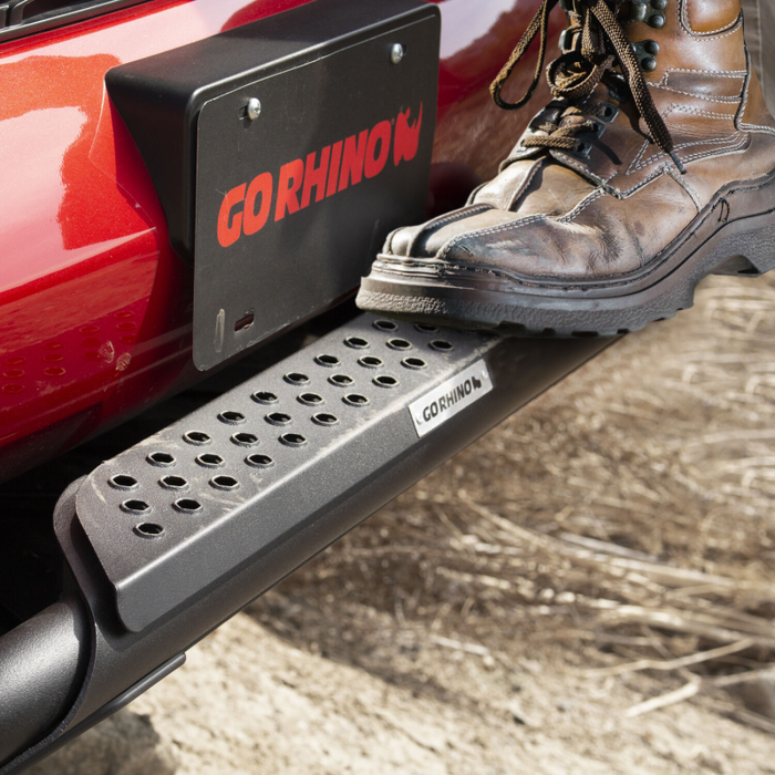 Go Rhino RC3 LR Skid Plate With Single Row 20" Light Bar Kit Model 5656620LT