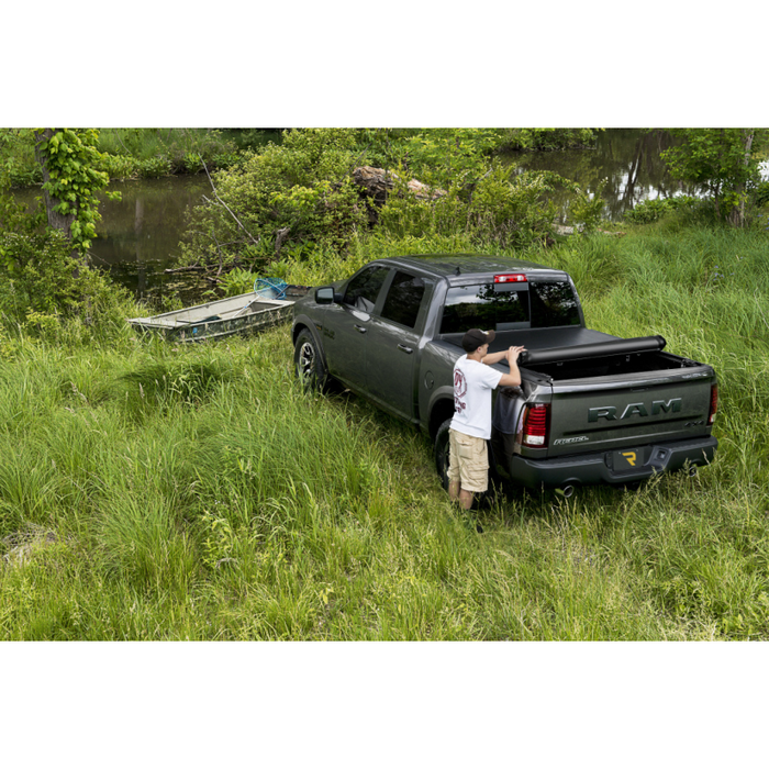 Truxedo Deuce Tonneau Cover - Black - 2007-2013 Chevy Silverado/GMC Sierra 1500/2007-2014 2500 HD/3500 HD 6' 6" Bed without Cargo Management System Model 771101