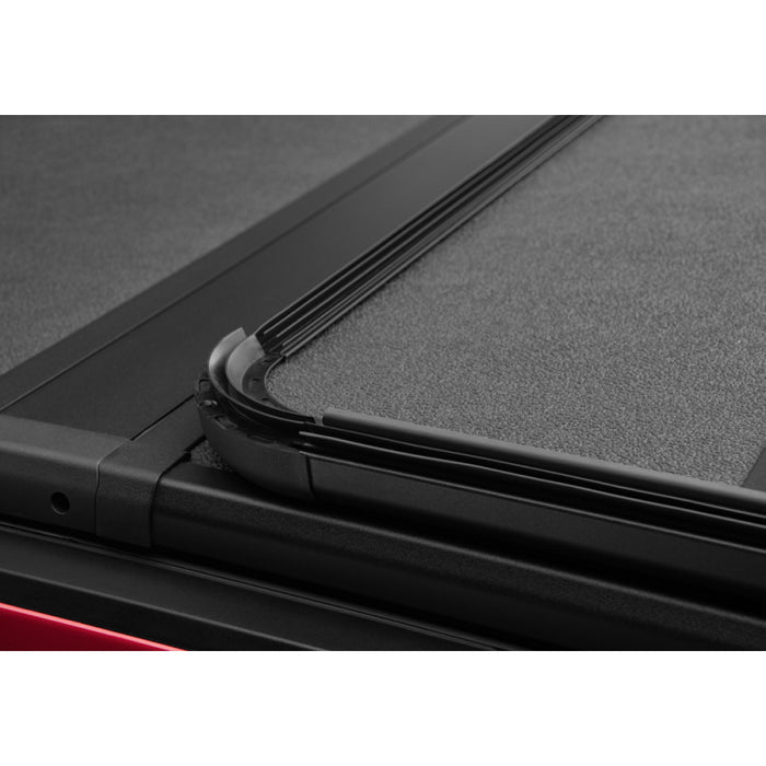 Extang Solid Fold 2.0 - 19(NewBody)-23Silv/Sierra1500 8'2" w/o SideStrgBxs w/o CrbnPro Model 83458