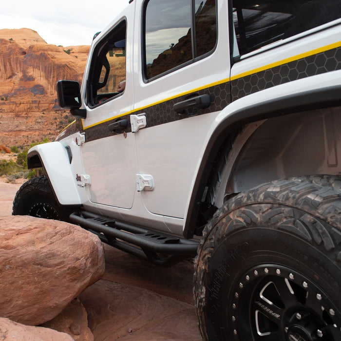 Smittybilt SRC Side Armor Rock Sliders w/ Step Model 77634