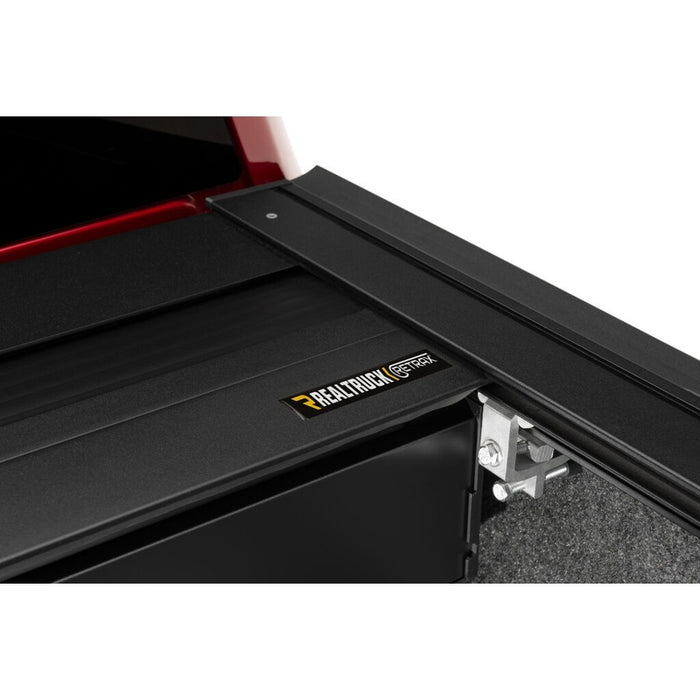 Retrax RetraxONE XR - 19-26 (New Body) Ram 5'7" w/ RamBox w/o Stake Pocket Model T-60244