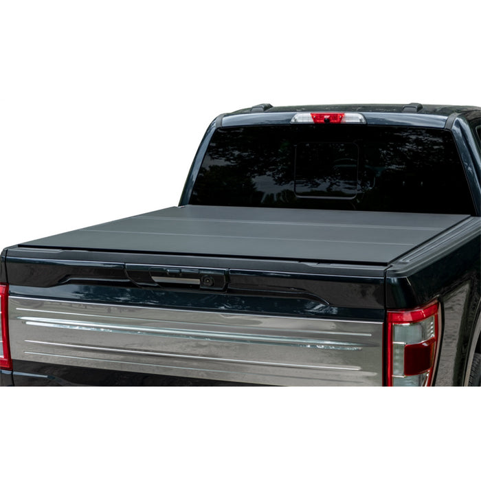 Access LOMAX™ Hard Tri-Fold Cover Carbon Fiber Finish Single Rail Model B5080019