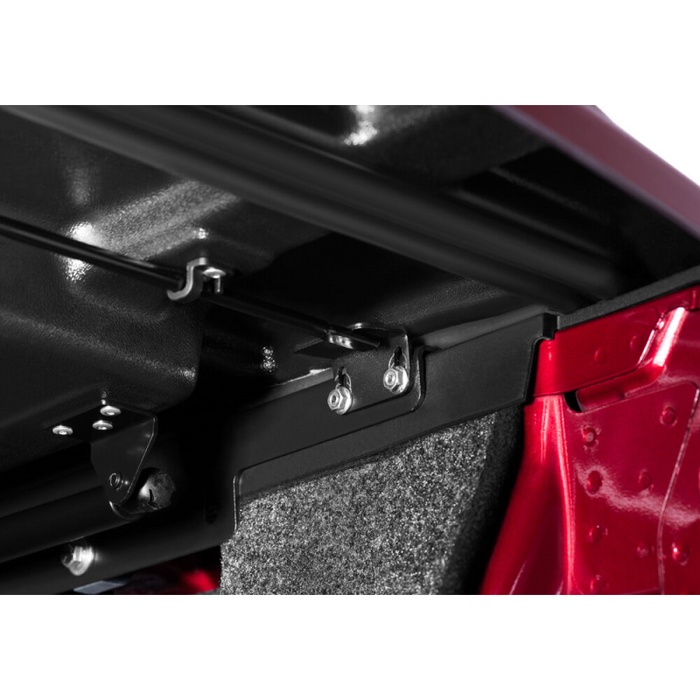 UnderCover LUX 19 (New Body Style)-23 Silverado 1500 6'7 w/o Multi-Flex Tailgate - G1K - Deep Ocean Blue Model UC1186L-G1K