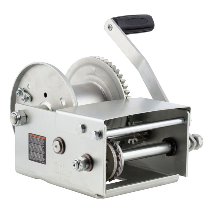 CURT Hand-Crank Brake Winch, 2,500 lbs, 15.8:1 Gear Ratio, 10.6" Handle Model 29625