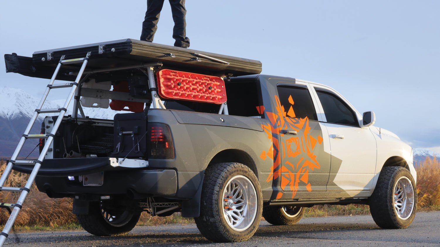 Vantech Universal Pickup Black Aluminum 65