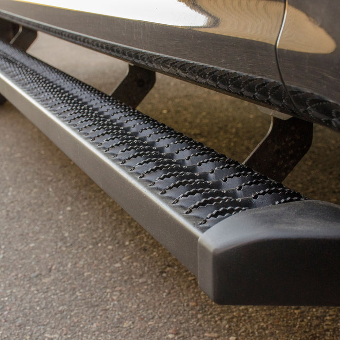 Luverne SlimGrip 5" x 88" Black Aluminum Running Boards Select Silverado Sierra Crew Model 416088-4055105