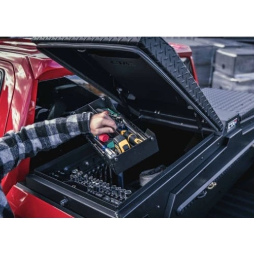 Highway Products’ Chesttoolbox provides storage below your truck bed rails. Perfect for trucks towing gooseneck or 5th wheel trailers.