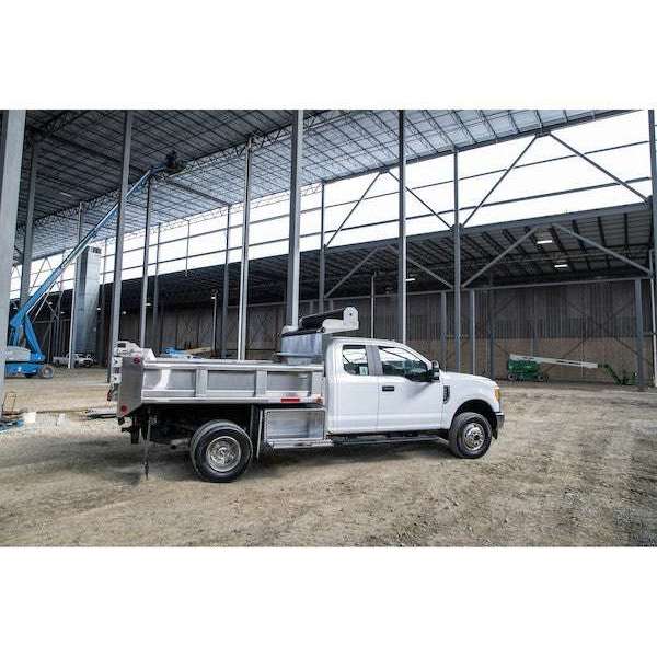 Buyers Products 18x18x48 Inch Diamond Tread Aluminum Underbody Truck Box with 3-Point Latch Model 1735110