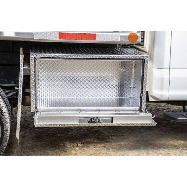 Buyers Products 18x18x48 Inch Diamond Tread Aluminum Underbody Truck Box with 3-Point Latch Model 1735110