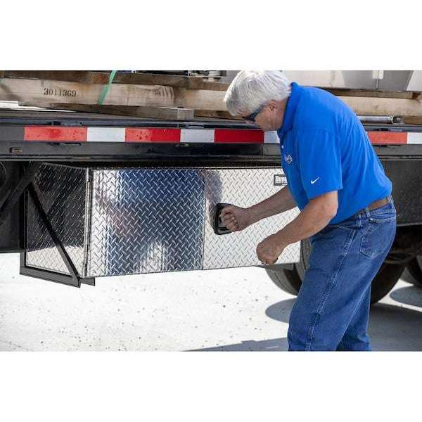 Buyers Products 24x24x36 Inch Diamond Tread Aluminum Underbody Truck Box - Double Barn Door, 3-Point Compression Latch 1702235